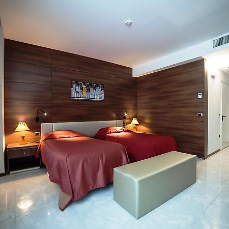 Family Center Hotel Atena Lucana Exterior photo