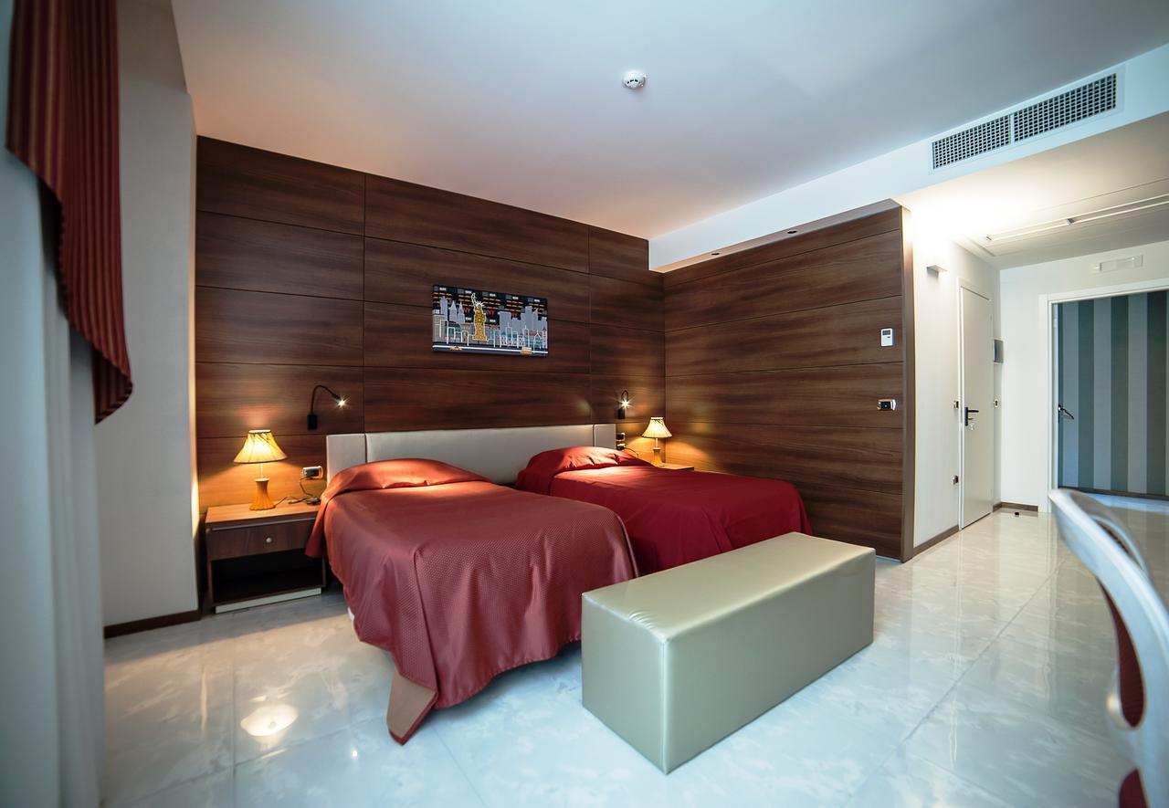 Family Center Hotel Atena Lucana Exterior photo